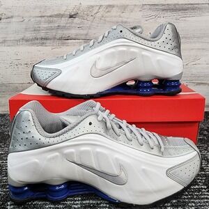Nike Shox R4 Sneakers Mens 9 Metallic Silver White Deep Royal Blue HQ1988-102